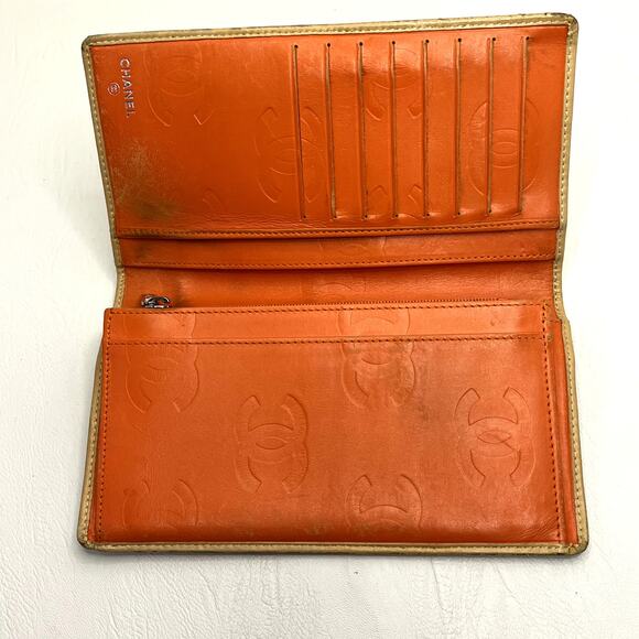 Chanel Quilted Long Wallet - Classic CC Logo -Camel/Beige - Orange CC Interior - Picture 11 of 13